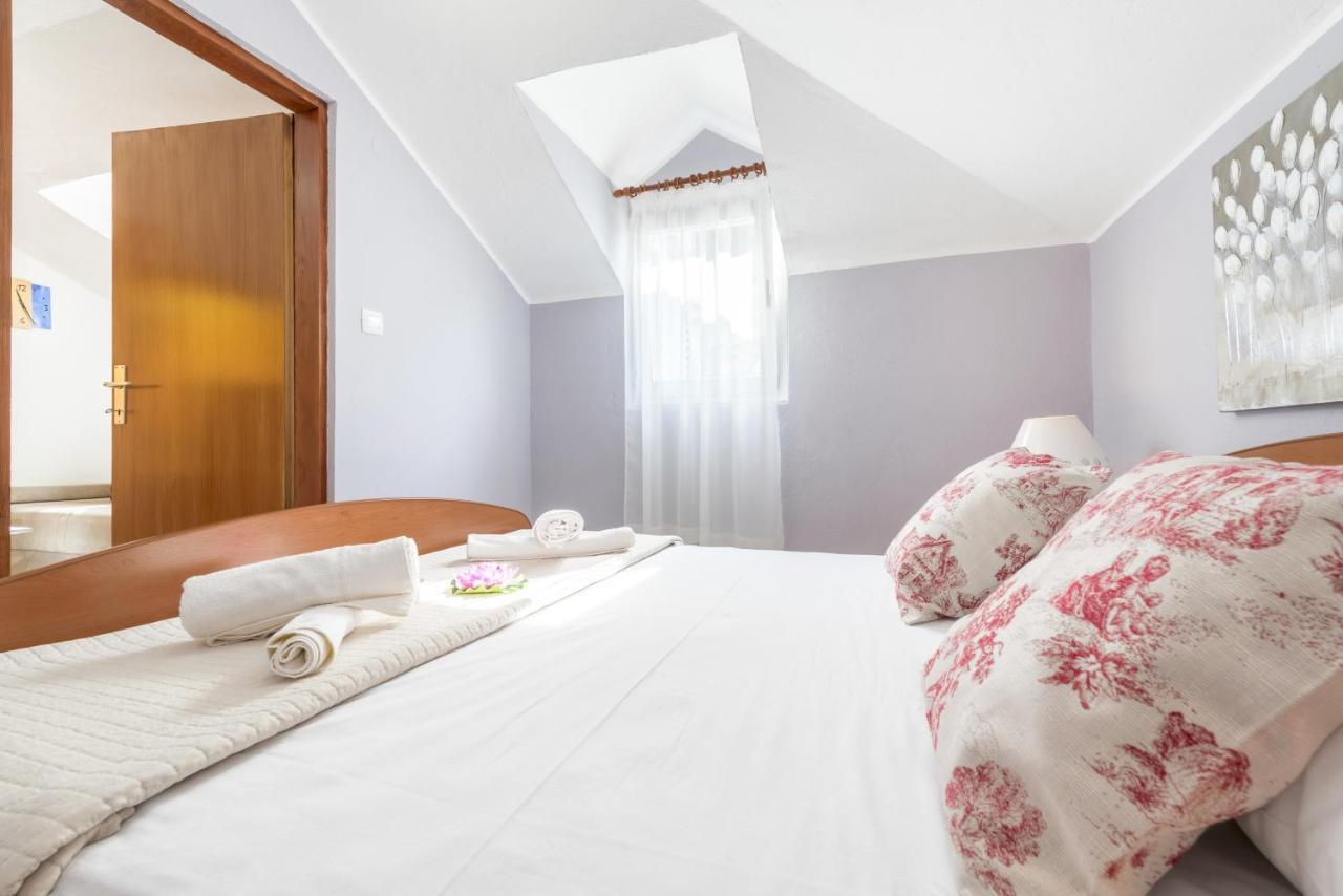 Apartments By The Sea Baska Voda, Makarska - 17570 외부 사진