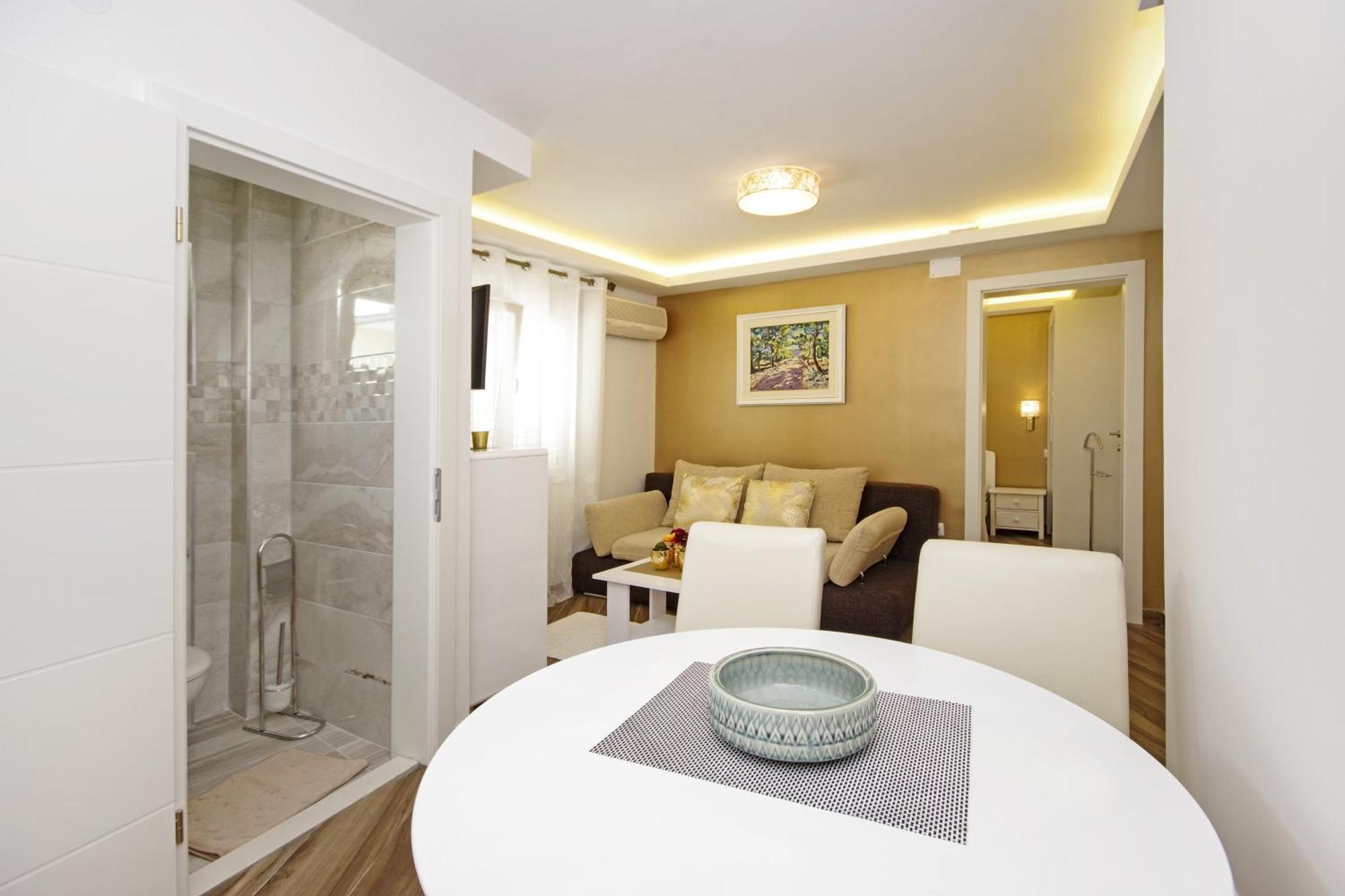 Apartments By The Sea Baska Voda, Makarska - 17570 객실 사진