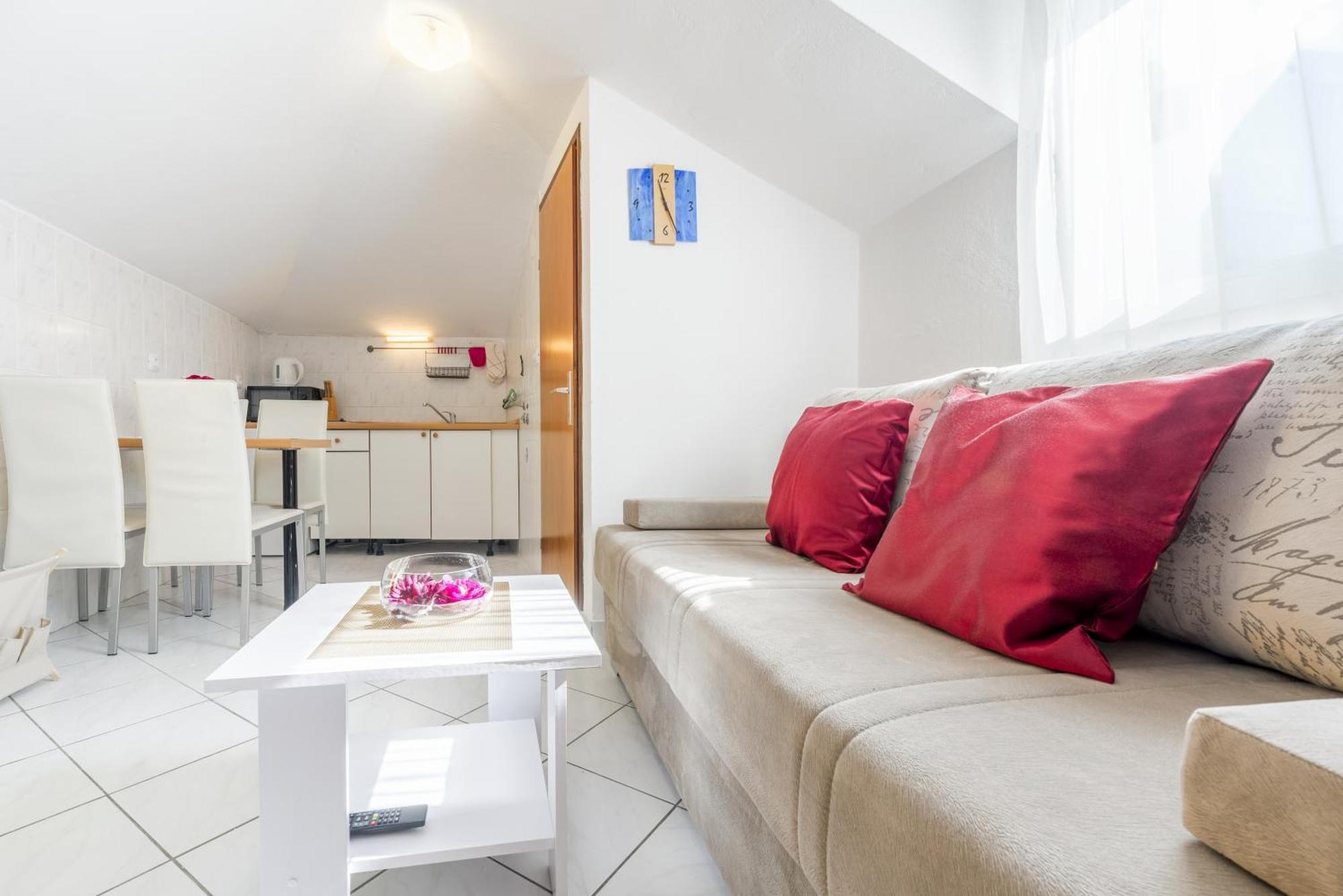 Apartments By The Sea Baska Voda, Makarska - 17570 객실 사진